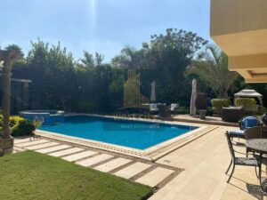 60,000,000 ج.م فيلا على الجولف بحمام سباحة للبيع في كمبوند الربوه