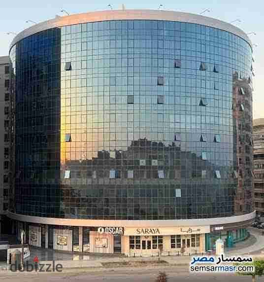 مقر اداري ايجار 200 في ريحانه بلازا ارقي مبني اداري في المعادي 0