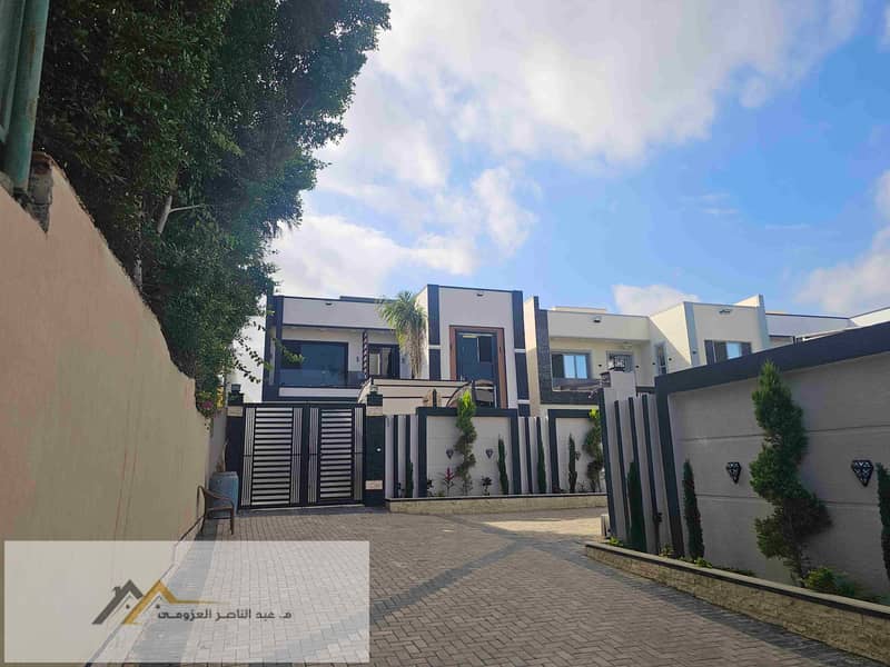 فيلا مسجله عقد ازرق وداخل مينى كومباوند وتشطيب سوبر لوكس وفى تفاوض وتسهيلات وداخل كل المرافق والخدمات 0