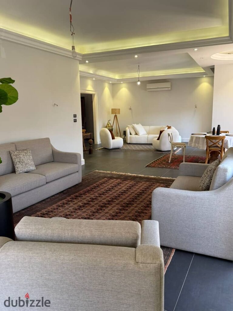 بنتهاوس فاخر للبيع في منطقه الفلل 0