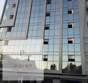 80,000 ج.م مقرات اداريه للشركات مساحات من 300م إلى ٥٠٠٠م و كل دور ٩٠٠ م قابل للتجزئة بالمعادي تشطيب أعلى مستوى للشركات للايجار