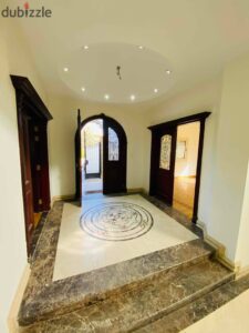 150,000 ج.م فيلا كاملة بالمطبخ و التكيفات للإيجار في التجمع الخامس الحي الاول