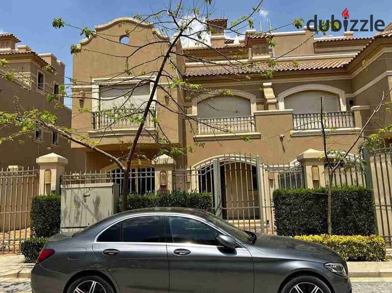 فيلا للبيع في الباتيو جاهزه للمعاينه بسعر قديم من غير زياده قابل للتفاوض  • نوع الوحدة: فيلا • المساحة المبنية: 210م² • الموقع: كمبوند الباتيو • الحالة: للمعاينة الفورية • عرض خاص: خصم عند الدفع كاش   مميزات المشروع:  موقع استراتيجي بالقرب من طريق السويس 0