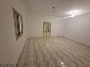 15,000 ج.م شقة للايجار اهالي بالشيخ زايد بالحي الثالث مكان حيوي