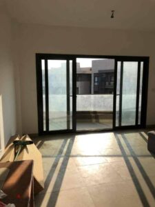 7,300,000 ج.م للبيع شقه بكمبوند بريفادوا داخل مدينتي ٢ نوم و ٢ حمام