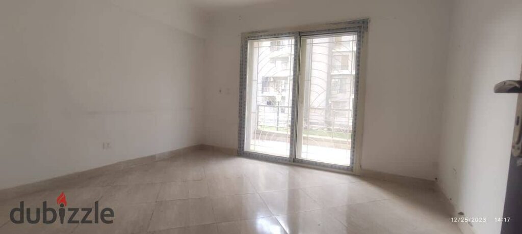 شقه للبيع في دار مصر الاندلس_الكمبوند يقع ع الجنوبي مباشرة_لويشن مميز_ 0