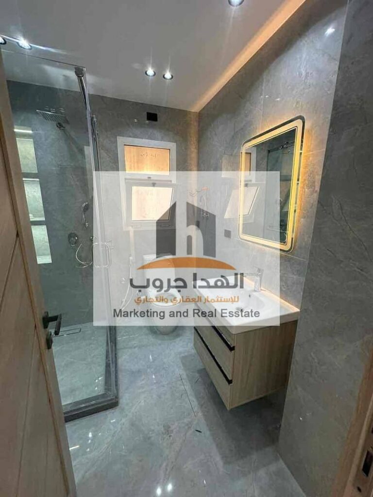 شقة فاخرة للبيع في مدينتي ١٧٥ م 0