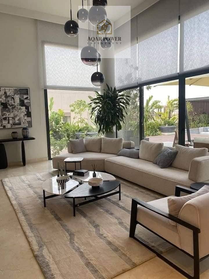 فيلا standalone متشطبة بالارضيات و الالوميتال جاهزة للمعاينة و السكن في كمبوند البروج مدينة الشروق دقايق من مدينتي 0