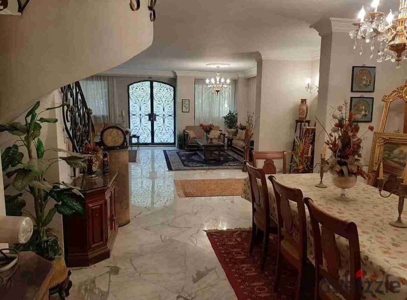 للايجار دوبلكس في شارع ٢٠٠  في دجلة المعادي بجانب كبرى السفارات و المدرسة الأمريكية 0