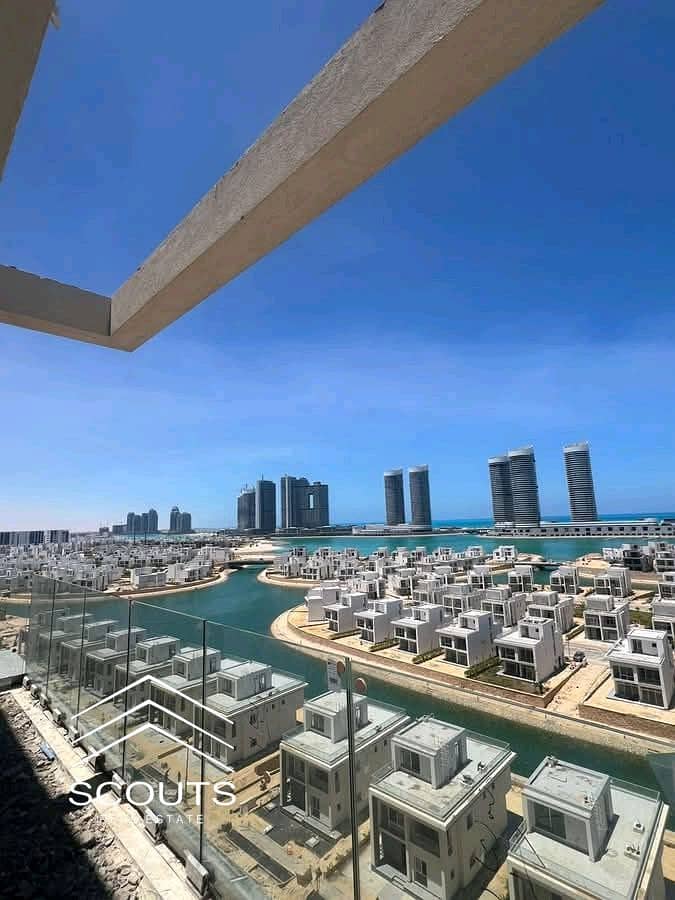 باعلي عائد استثماري شاليه للبيع استلام فوري متشطب الترا سوبر لوكس اطلاله رائعه علي البحر واللاجون افضل لوكيشن ف العلمين الجديده new alamine قرب مارينا 0