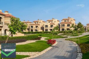 14,500,000 ج.م أقل سعر ممكن ل فيلا كلاسيك 240م – 3غرف – استلام فوري فيو متميز جدا في لافيستا سيتي – la vista city