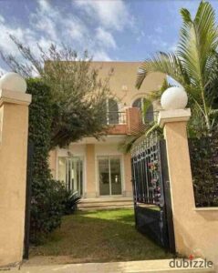 18,750,000 ج.م فيلا للبيع في هايد بارك جاهزه للمعاينه • نوع الوحدة: تاون هاوس • المساحة:212م² • الموقع: هايد بارك، القاهرة الجديدة • الحالة: جاهزة للمعاينة مميزات المشروع: موقع استراتيجي في قلب القاهرة الجديدة تصميمات عصرية وتشطيبات فاخرة مساحات خضراء ومسطحات مائي