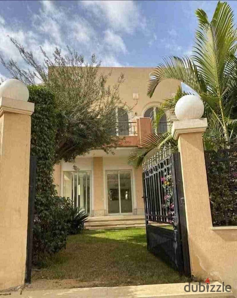 فيلا للبيع في هايد بارك جاهزه للمعاينه  • نوع الوحدة: تاون هاوس • المساحة:212م² • الموقع:  هايد بارك، القاهرة الجديدة • الحالة: جاهزة للمعاينة  مميزات المشروع:  موقع استراتيجي في قلب القاهرة الجديدة  تصميمات عصرية وتشطيبات فاخرة  مساحات خضراء ومسطحات مائي 0