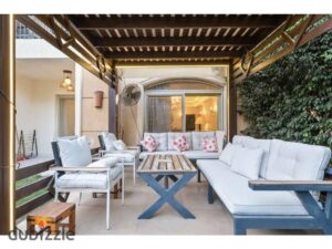 70,000 ج.م شقة عصرية للغاية مع حديقة خاصة للإيجار في كمبوند ستون ريزيدنس، القاهرة الجديدة