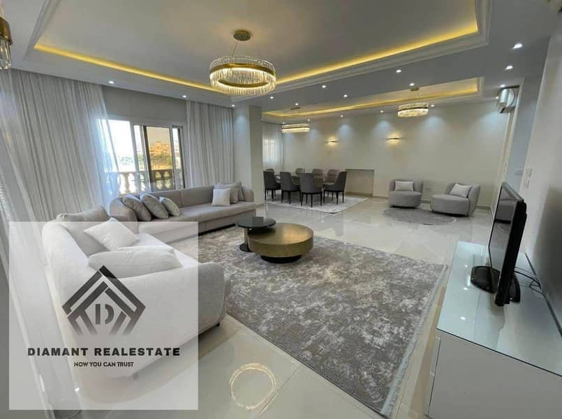 دوبلكس متشطب بجاردن خاص للبيع بفيو بانوراما علي اكبر لاجون في العاصمه باقل مقدم وبالتقسيط علي اطول فتره سداد 0