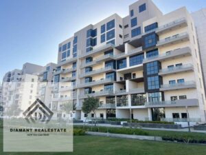 8,500,000 ج.م شقه 220متر بجاردن استلام فوري متشطبه VIP بالتقسيط علي 12سنه لقطه جاهزه علي المفتاح بجوار البرج الايقوني ومسجد مصر