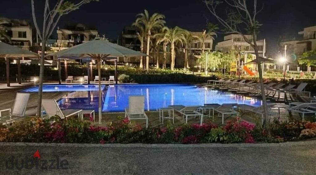 بالم هيلز نيو كايرو للبيع شقة 226 متر استلام فوري متشطبة بالتكييفات برايم لوكيشن 0