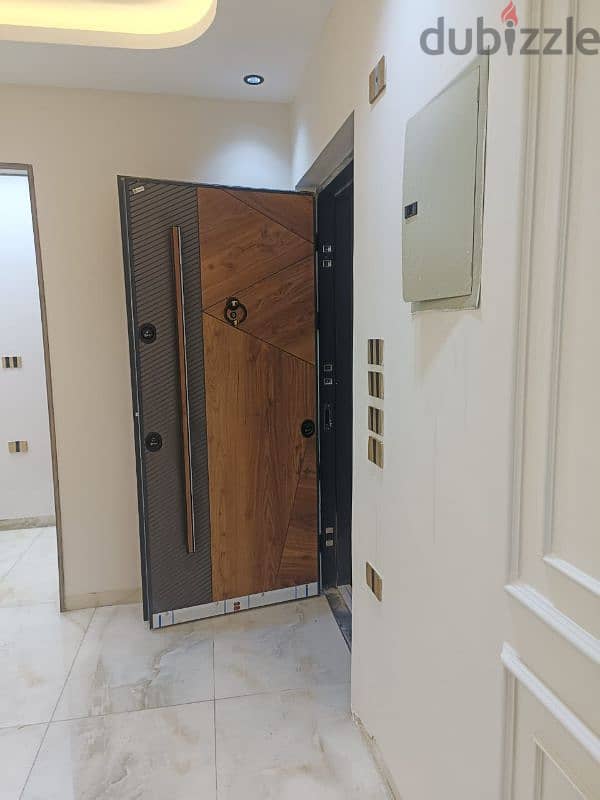 شقة للبيع علي فيصل الرئيسي 0