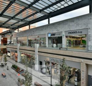 240,000 ج.م محل تجاري 240m للايجار امام الجامعه الامريكية يصلح لاكثر من نشاط